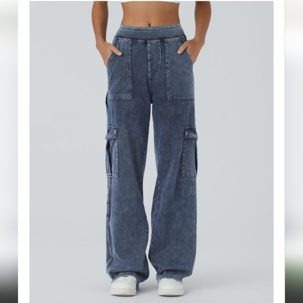 Halara Mid Rise Stylish Blue Cargo Jeans - Picture 4 of 5